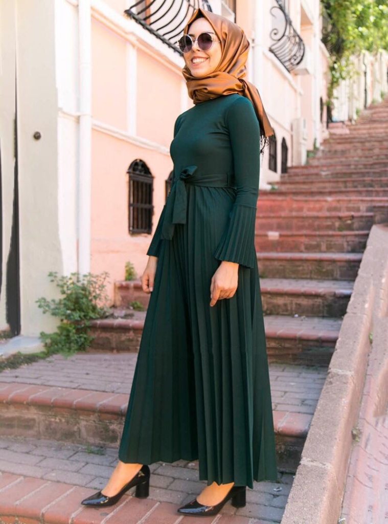Long Pleated Maxi Dress with Belt – after MODA