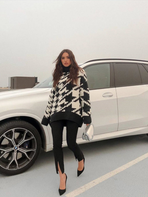 Houndstooth Print Knitted Sweater - Image 2
