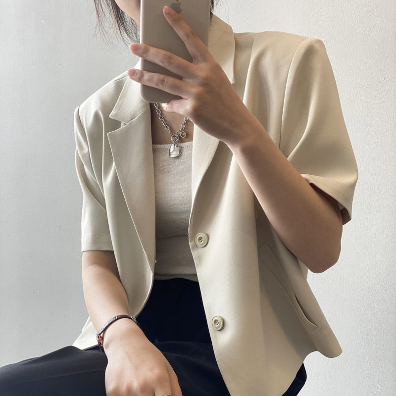 Cropped Short Sleeve Blazer – after MODA