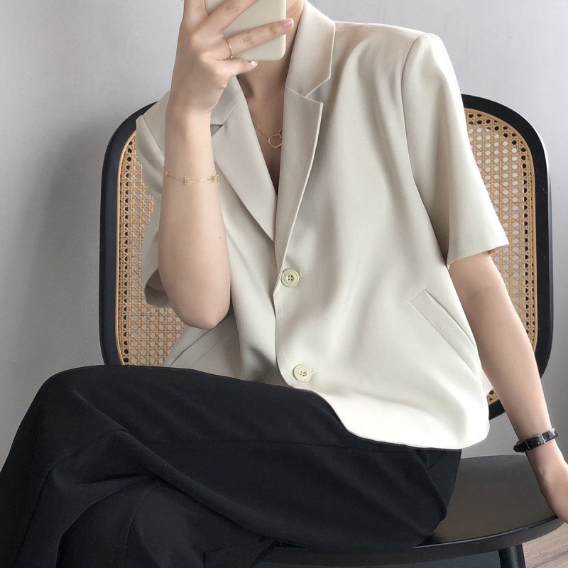 Cropped Short Sleeve Blazer | after MODA